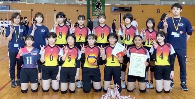 共栄・士幌中央女子準Ｖ　道中学バレーボール選抜優勝大会