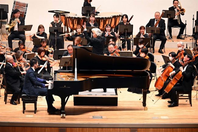 ピアニスト外山さん招き３年越し定演　帯広交響楽団