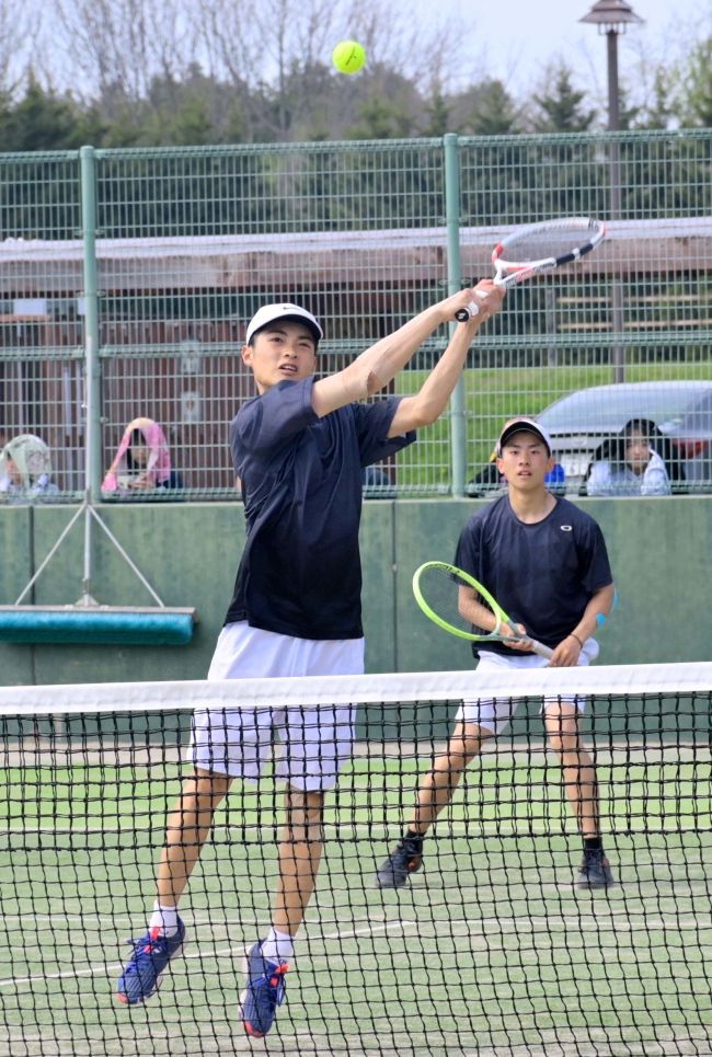 １８歳以下男子複は宮本・渡邉組、女子の側は２冠　テニス道ジュニア選手権道東予選