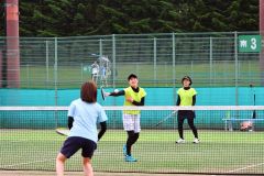 保住・望月組成年男子制す、小学生は水野・松村組初Ｖ、ソフトテニス全十勝選手権 9