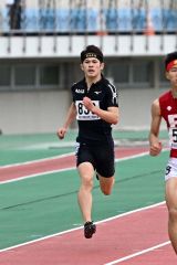 男子４００メートル決勝　準優勝白澤真央（帯大谷）