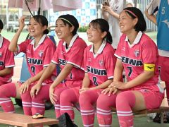 米村スタメン奮闘の聖和学園準Ｖ、藤枝順心７年ぶり頂点　インターハイ女子サッカー決勝 2