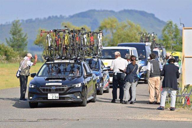 ツール・ド・北海道中止　一般車と衝突、選手死亡