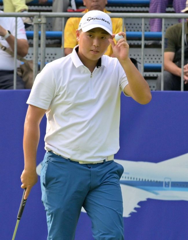 男子プロゴルフツアー初参戦で決勝ラウンド進出の鳥海颯汰、５８位タイで最終日へ　ＡＮＡオープン