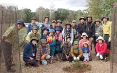 植樹で自然保護に関心を　十勝三股で自然観察会　上士幌