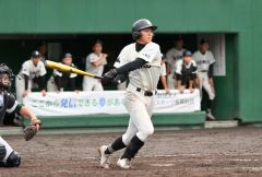 帯三条主砲片山猛打、帯大谷は韋駄天家次活躍、８日代決戦で両校対戦　秋季道高校野球支部予選第３日