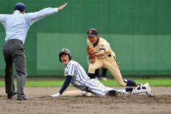 白樺学園１０安打圧勝、帯工も終盤猛打で大勝、両校代表決定戦で対戦　秋季道高校野球十勝支部予選Ｂブロック準決勝