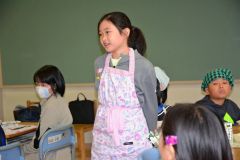 帯広市場給食「おいしい」児童完食　創立１１０年で食材２５０万円分寄贈 13