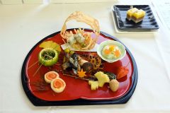 金賞とＪＡグループ十勝賞に選ばれた豊蔵さんの日本料理とデザート