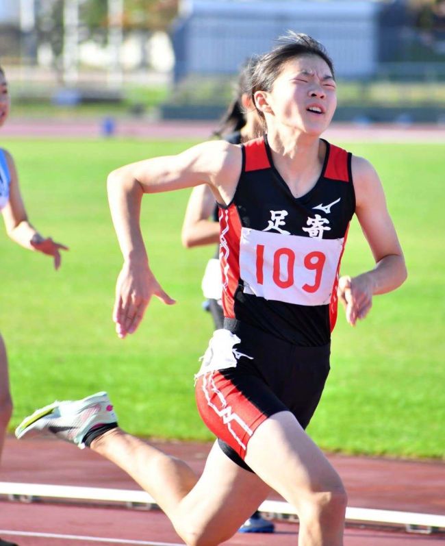 人見仁菜（足寄中１年）女子４００メートルで日本中学新記録樹立、釧根秋季陸上記録会