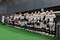 白樺学園ナイン雪辱誓う、初戦サヨナラ負け秋季道高校野球道大会