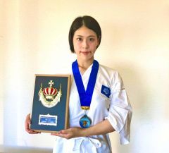 蝦名麗花（帯三条高出）日本泳法大会２競技準優勝、吉田典子さん如水合格　向井流水法会