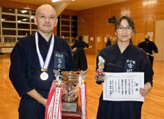 高木（音更）五段の部初優勝　６試合完勝　杖道全日本大会