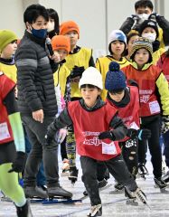 スケートジュニアアスリート夢応援塾、清水宏保さんら指導