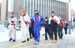 恒例の元旦マラソン　青空の下で快走　帯広楽走会