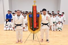 柔道インハイ２冠の井上が飛躍誓う　帰郷し少年団の練習参加