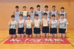 帯一女子団体２連覇、男子も３位　バドミントン道中学校新人選手権大会