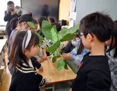 「小豆と砂糖」学んで給食　ホクレンが食材提供　お汁粉に舌鼓　芽室の全小中学校