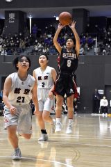 女子準決勝・帯大谷（黒ユニホーム）―日本航空北海道