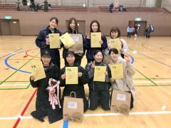 中学生ペア嶋野・渡邊組Ｖ　ソフトテニス全十勝室内選手権大会一般女子