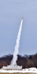 弾道飛行試験に成功したＪＡＸＡ発の小型ロケット（スペースコタン提供）