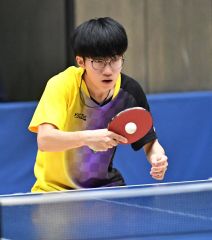 高校男子は川上、女子は佐々木頂点　全十勝春季卓球選手権大会高校・一般