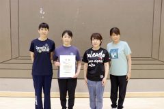 シニアの部女子優勝のアクア