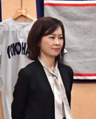 参加者と対話しながら講演を進める渡辺元美さん