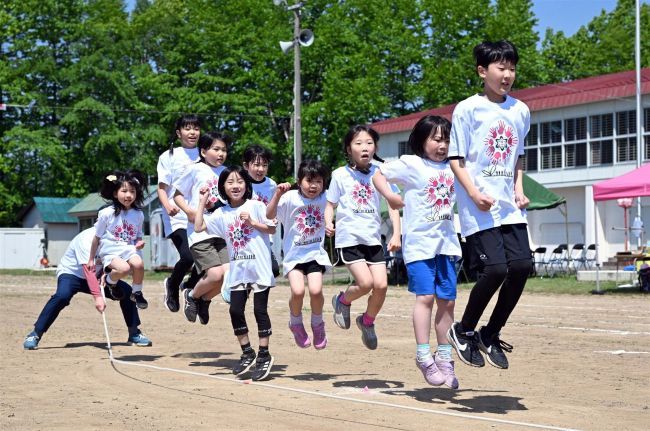 心一つに　最後の運動会　来春閉校の鹿追上幌内小