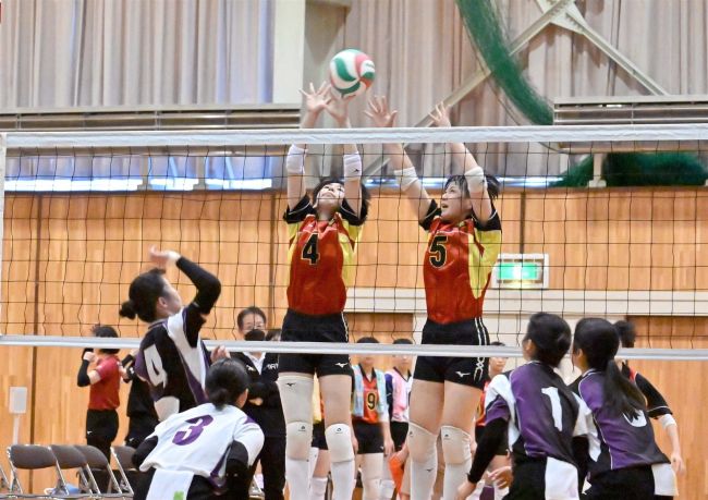 帯南商女子、白樺学園男女決勝トーナメントに進出　全道高体連バレ－初日