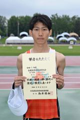 男子５０００メートルで５位の大友悠輝（白樺学園２年）