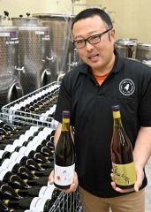 相澤ワイナリーの自然派ワイン米国輸出へ　２３年産は２９日販売開始 2