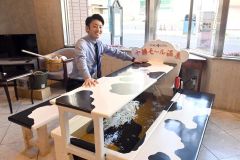ふく井ホテルに移動式足湯が完成　出張デビューは１８日　ＣＦ活用し製作
