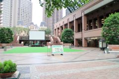 恵比寿ガーデンプレイスのセンター広場。この場所で１１月にも消費者と生産者の交流イベントを行う予定。
