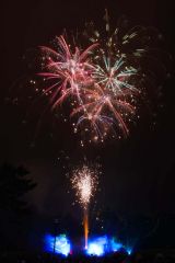約５０００発の花火が芽室の夜空を彩った（長尾悦郎通信員撮影）