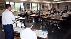 田中町長が直接、事業の意義、コンセプトについて語った町民説明会（１８日）