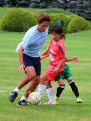 福西崇史さん（元日本代表）がサッカー教室で指導、ミスターコンサの曽田さん主催 11