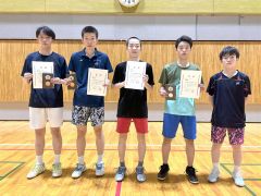 男子シングルスの上位入賞者。左から帯工の新井、帯大谷の佐々木、小川、木村、竹村