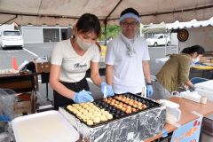 グルメや出し物に盛況　北勝光生会感謝祭 6