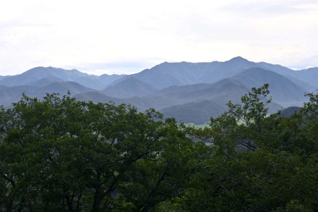 日高山脈を一望、大丸山に新展望台整備へ　広尾