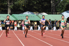 女子２年１００㍍予選７組