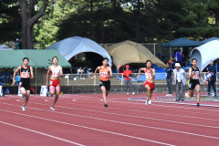 女子２年１００㍍決勝