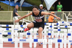 女子１００㍍障害予選３組