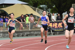 女子２００㍍予選１組