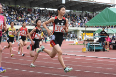 女子８００㍍決勝