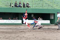 豊成４年ぶり９度目Ｖ　６－５大正　３位はウエストと明星・花園　財団旗少年野球 12