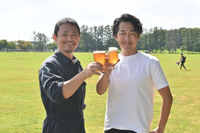 緑ケ丘公園で飲むとおいしいクラフトビール「碧が広」　市職員有志グループが考案