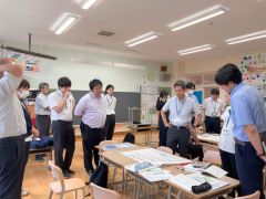 小・中学校の９年間の教育課程について話し合った研修会