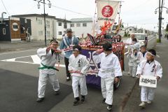 今年も勇壮に「みこし」　十勝神社秋季例祭 4