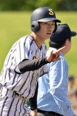 白樺学園、投打で隙なし岩部ら活躍　秋の高校野球支部予選